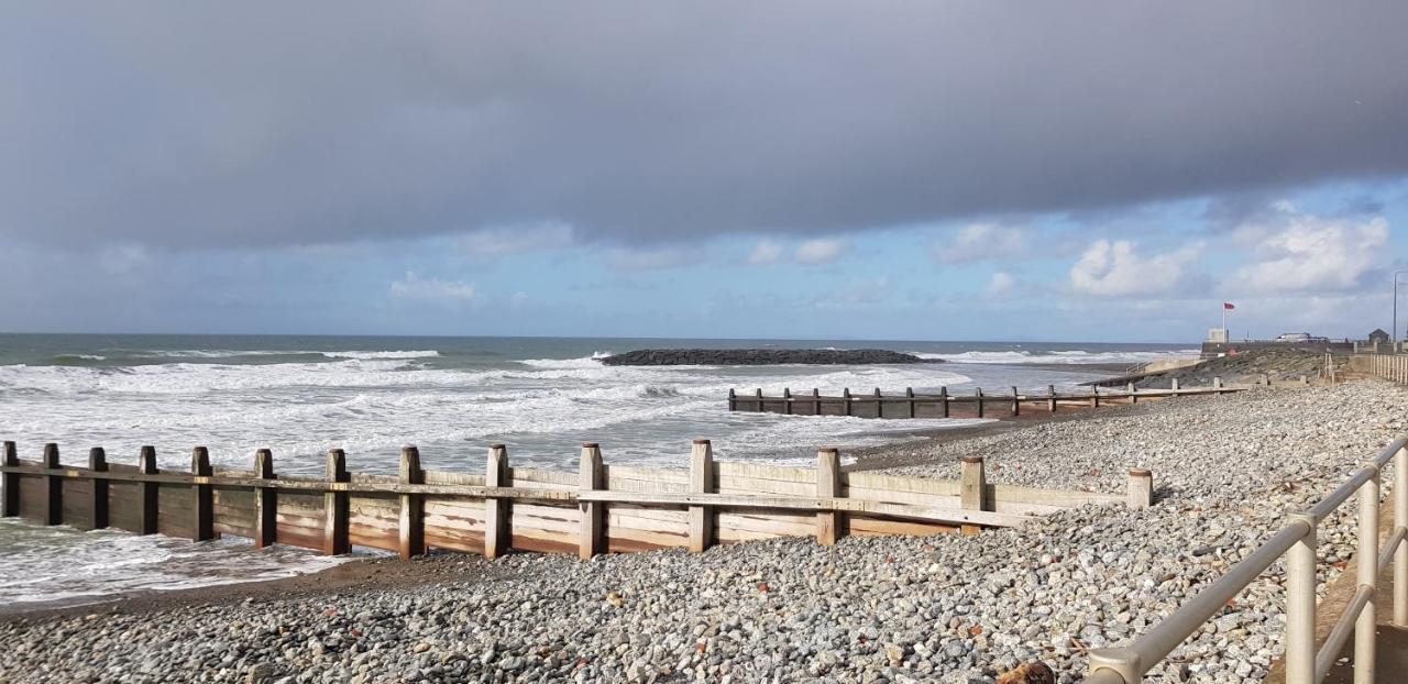 157 Amour Caravan Tywyn Εξωτερικό φωτογραφία